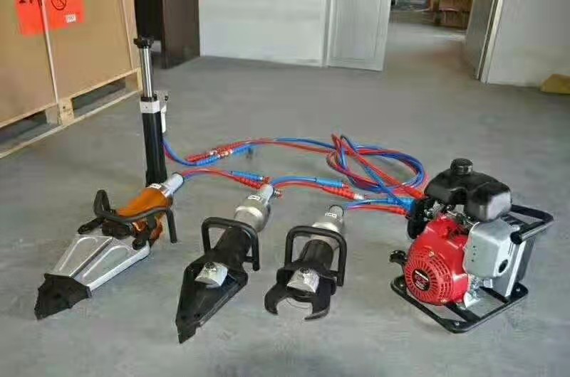 液壓破拆工具組